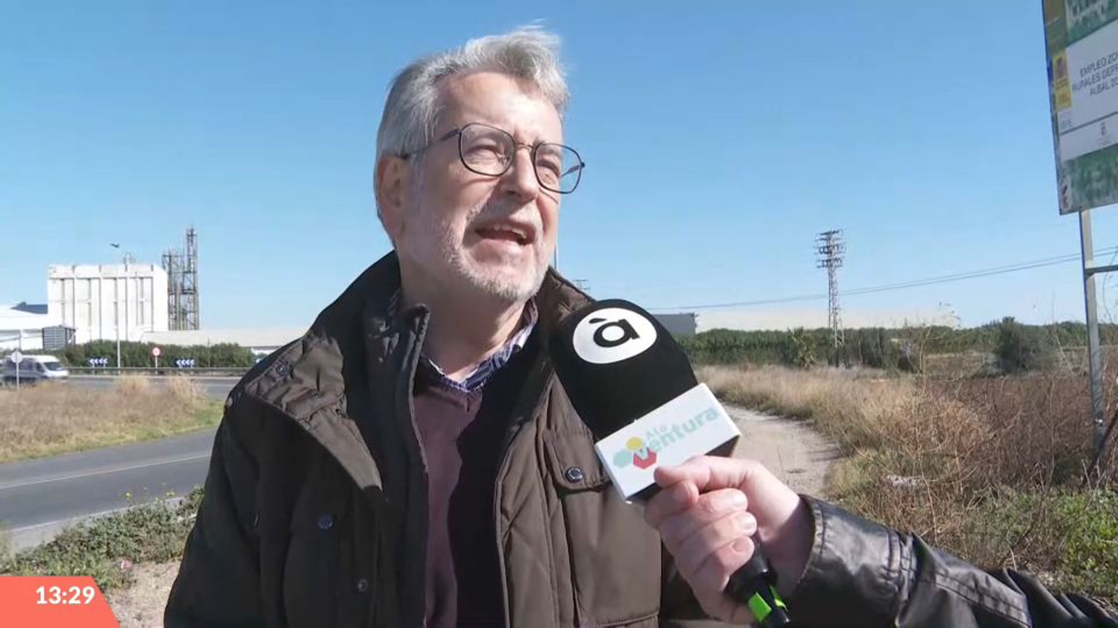 L'alcalde d'Albal durant la entrevista amb l'equip d'A la ventura