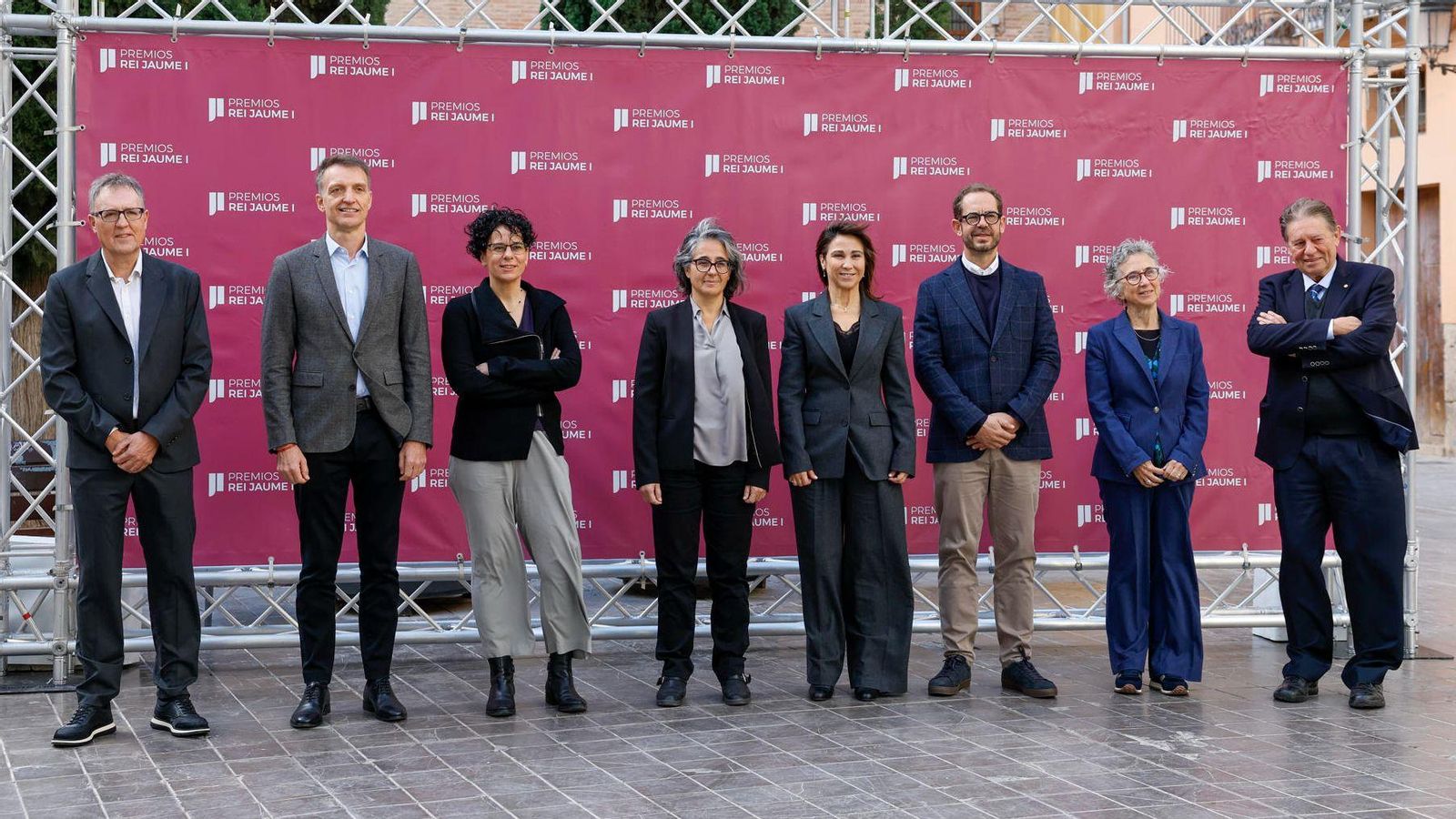 Els guardonats amb els Jaume I d'enguany abans de la roda de premsa que han oferit enguany