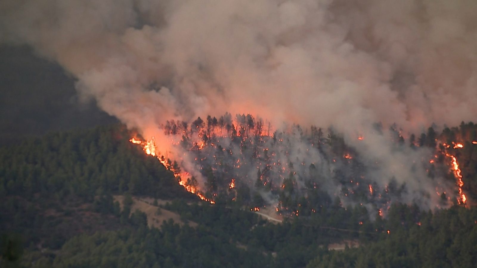 Imatge d'arxiu de l'incendi de Montitxelvo que va cremar 2.300 hectàrees
