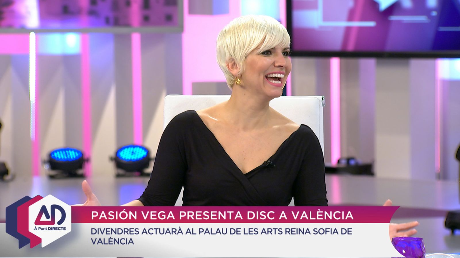 La cantant Pasión Vega