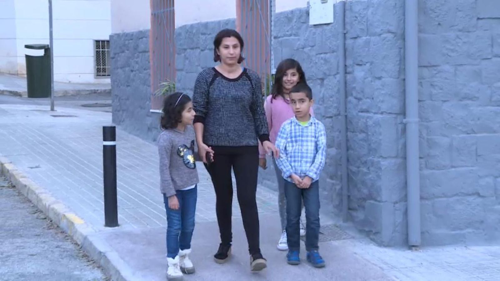 Una família de refugiats sirians refà la vida a Elx