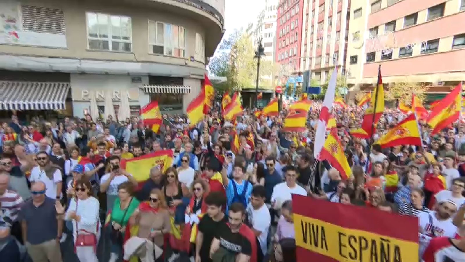 Concentració convocada per Vox aquest diumenge davant de la seu del PSPV a València
