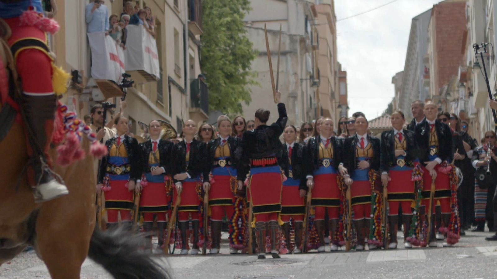 Documental 'Les Primeres', sobre la integració de la dona en les Festes de Moros i Cristians d'Alcoi