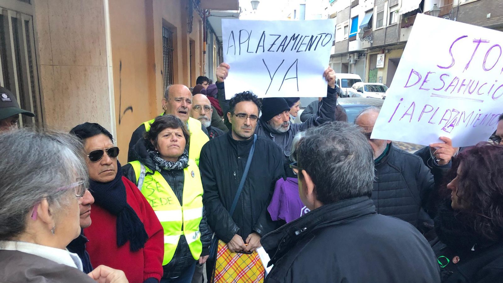 Eviten el desnonament d'una família al barri de Benimaclet Eviten el desnonament d\'una família al barri de Benimaclet