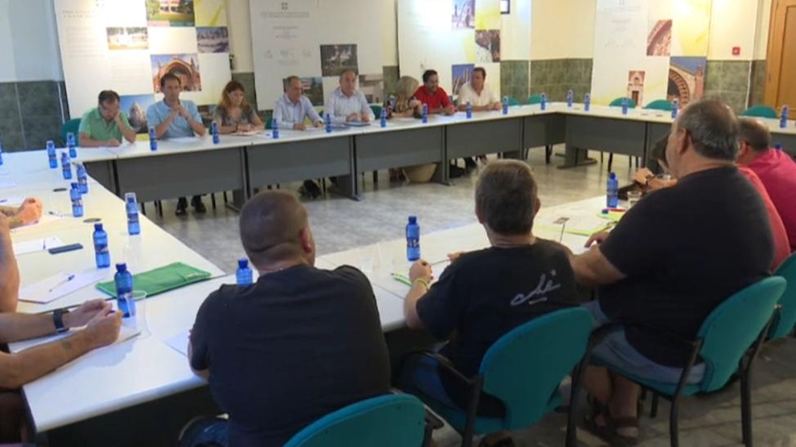 Els sindicats valoren positivament el preacord del conveni de la ceràmica que els augmentarà el sou un 2,5% fins el 2020 Els sindicats valoren positivament el preacord del conveni de la ceràmica que els augmentarà el sou un 2,5% fins el 2020