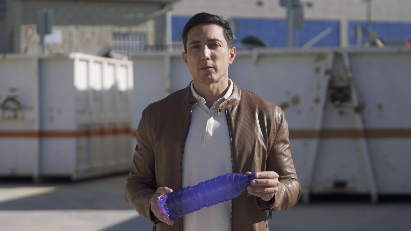 Bérnar Giménez analitza la realitat de les deixalles