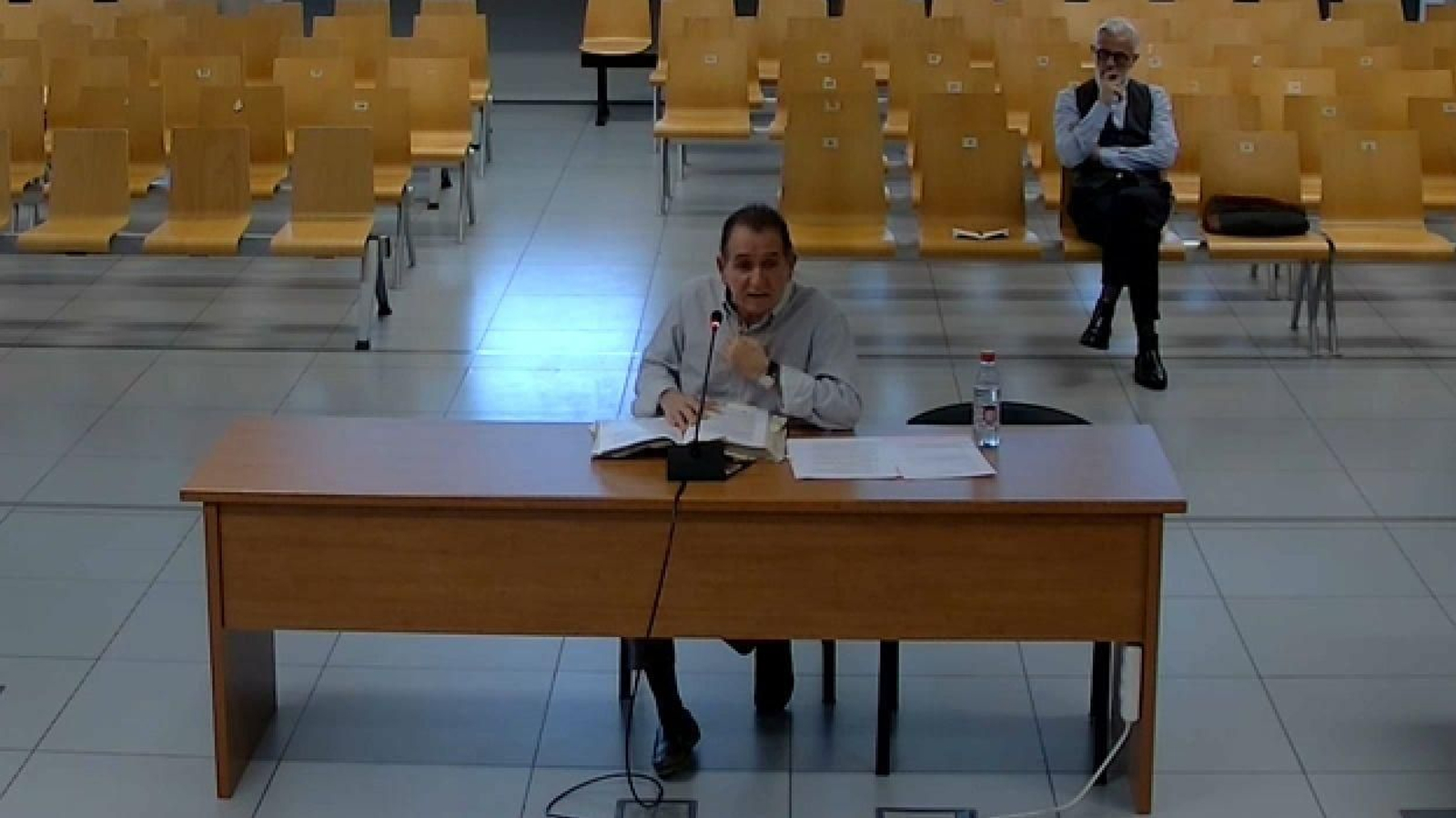 En imatge, un dels moments de la declaració de Ricardo Francisco de Angel Marín, cap de servei de gestió tributària a la Diputació de València