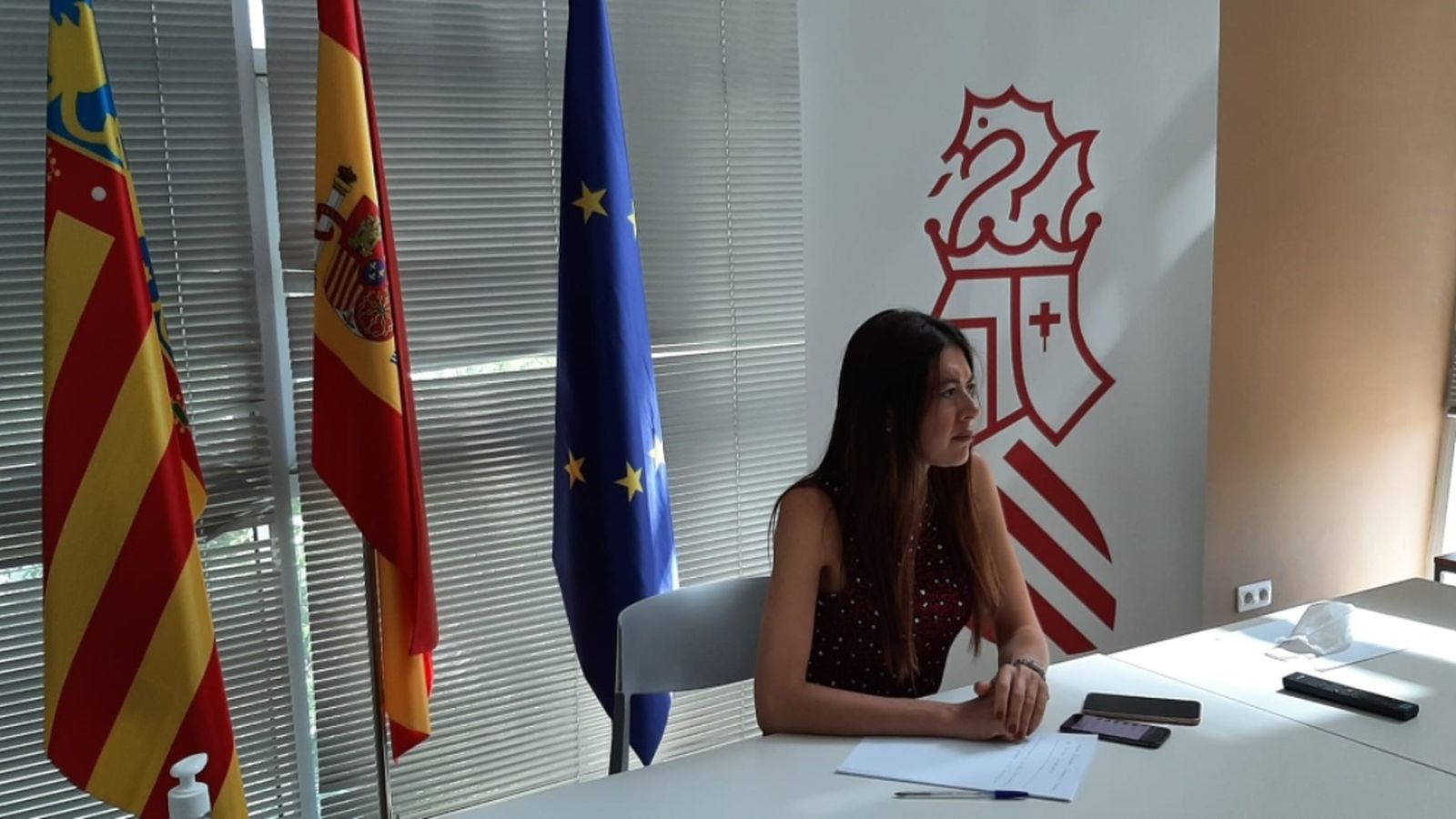 La consellera Carolina Pascual durant la reunió de la conferència general de política universitària