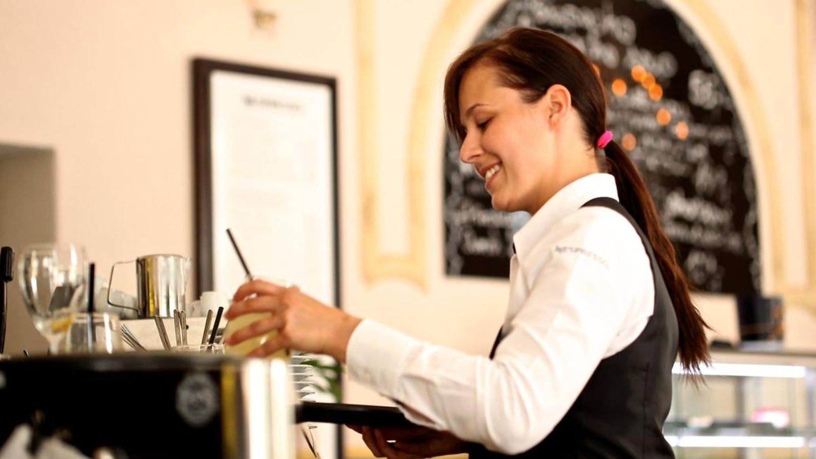 L\'ocupació en el sector turístic va augmentar un 4,8% en 2018 a la Comunitat Valenciana