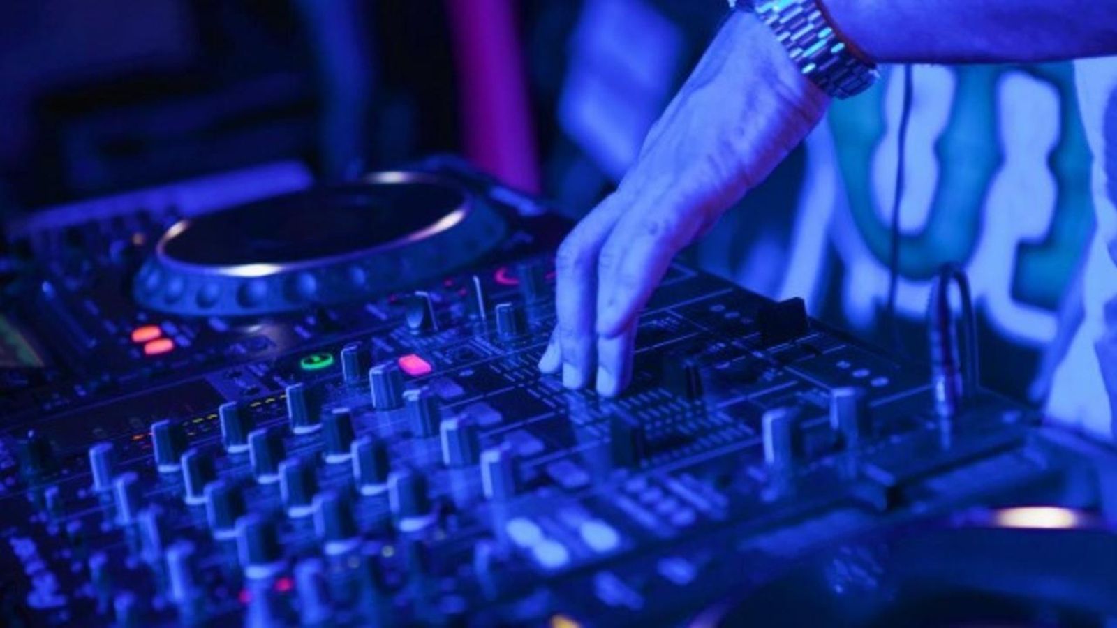 04.09.2020 | Segona hora