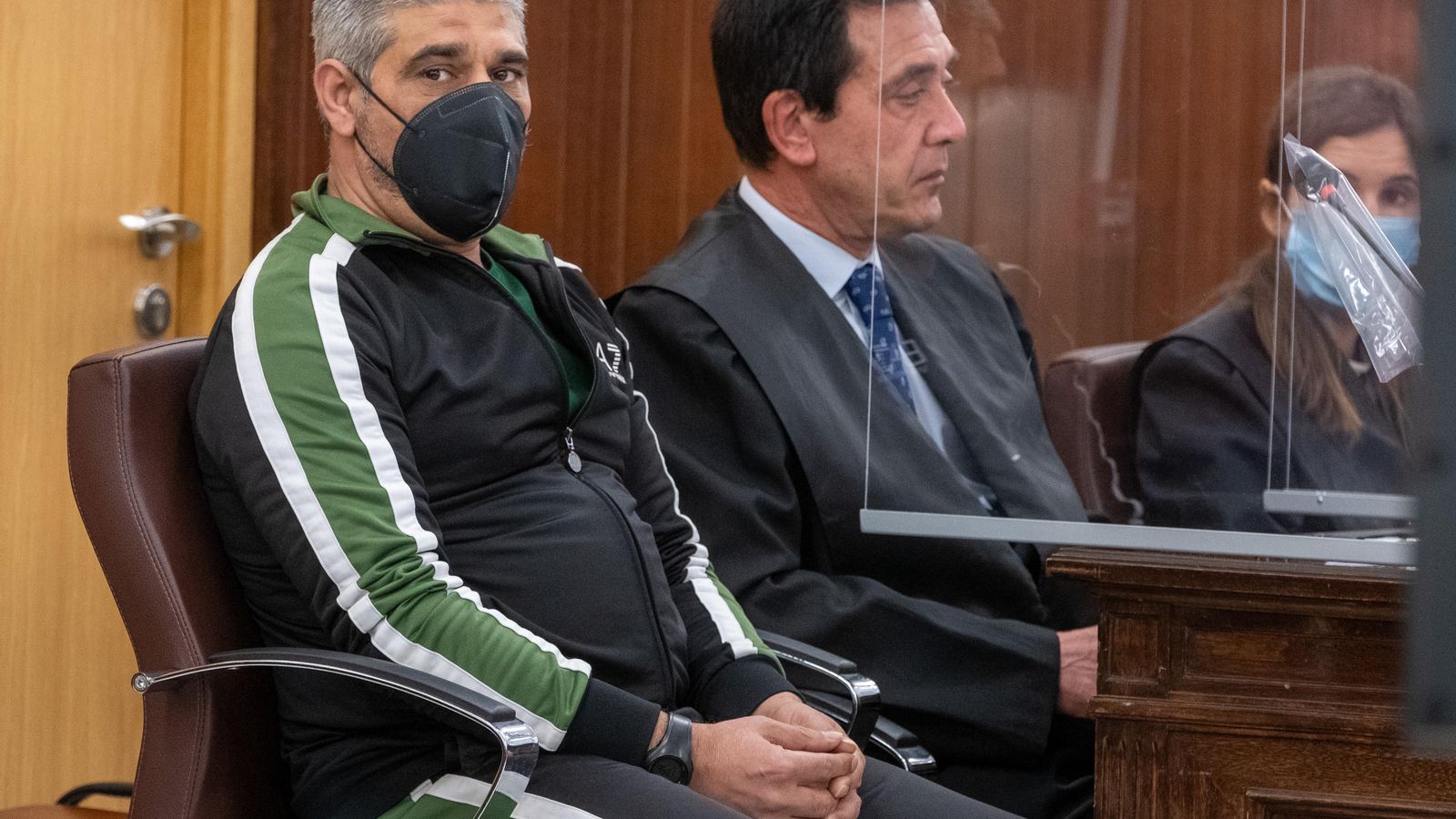 Montoya, aquest dilluns, en el primer dia del judici a l'Audiència Provincial de Huelva Montoya, aquest dilluns, en el primer da del judici en l'Audiència Provincial de Huelva