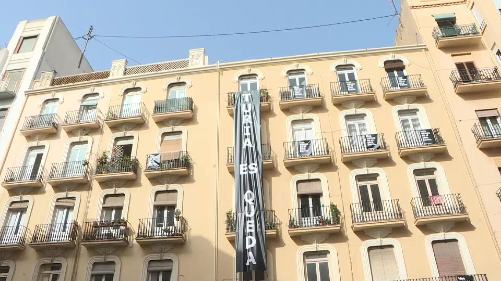 Les dues finques del carrer Túria València que vol comprar un fons voltor