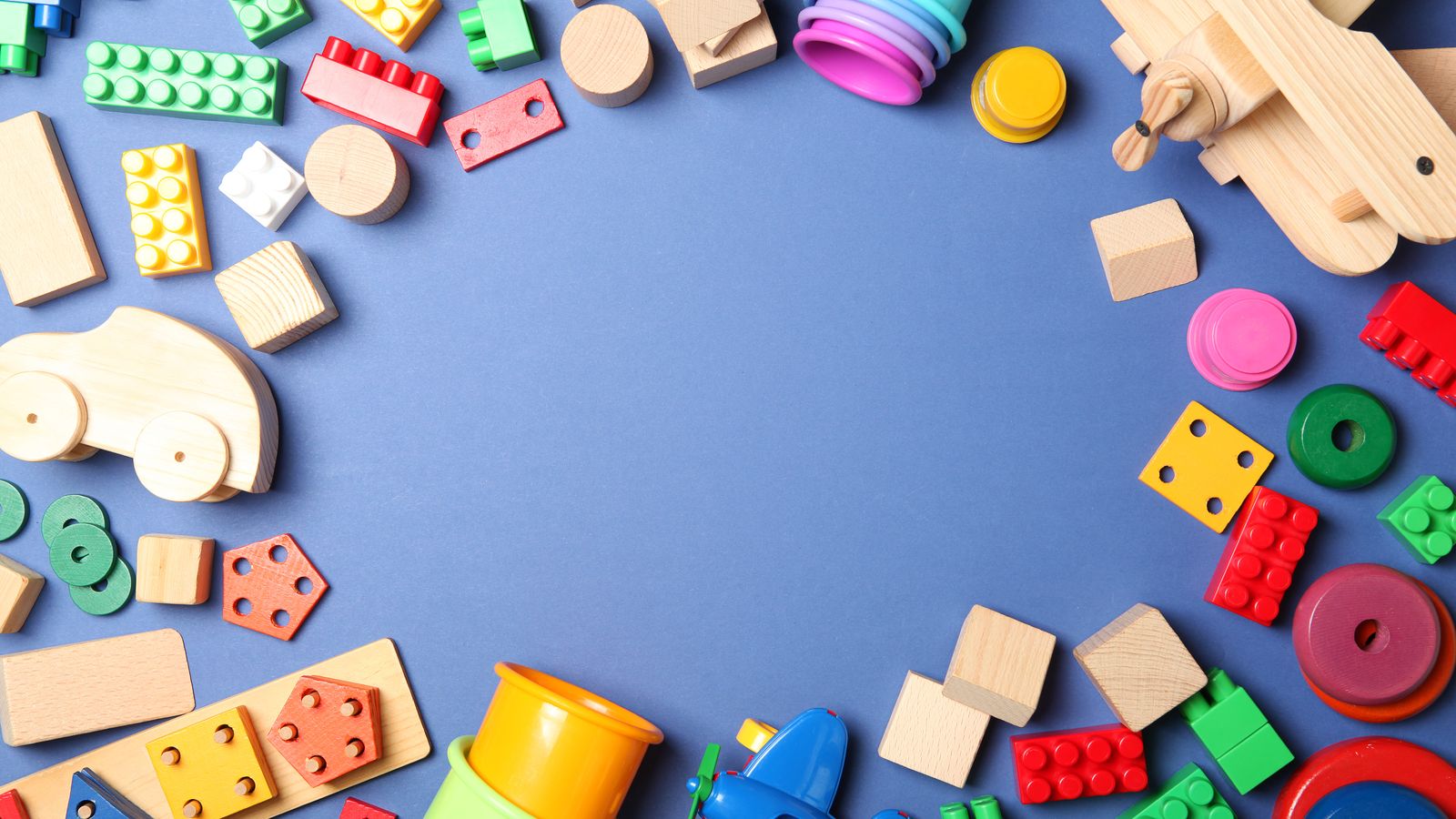 Joguets en una imatge d'arxiu