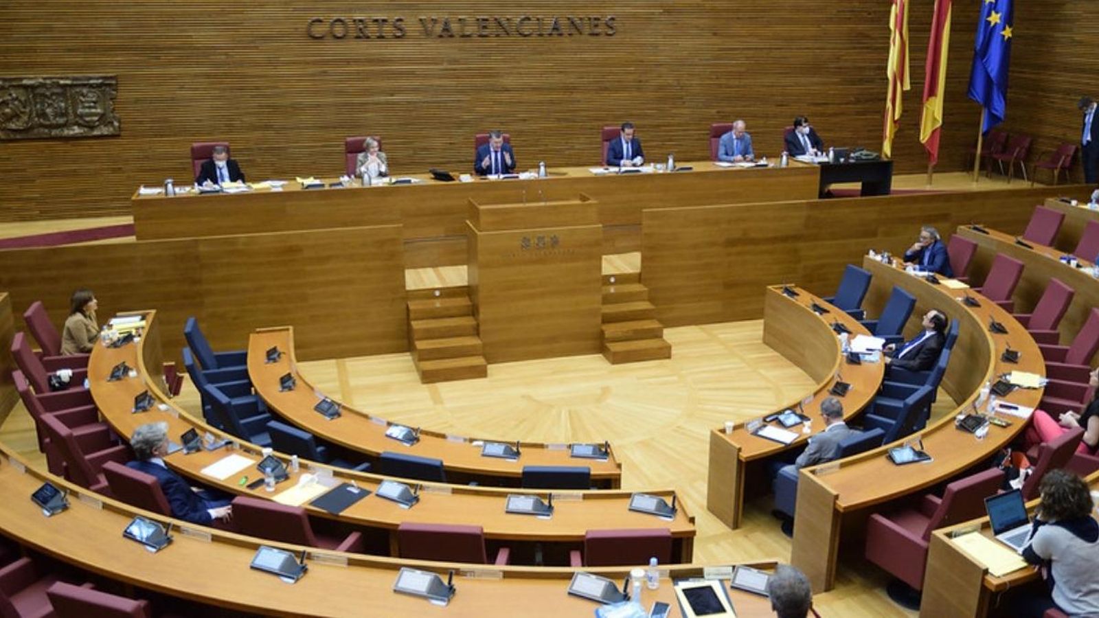 Sessió de la Diputació Permanent de les Corts del passat 8 de maig