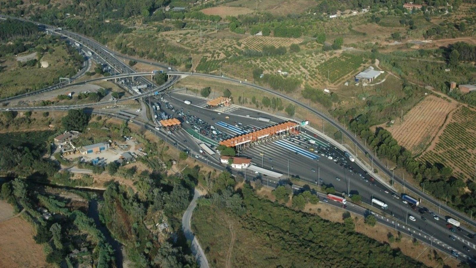 L'alliberament de l'AP-7 i la construcció de l'accés sud són dues reivindicacions històriques d'Oliva