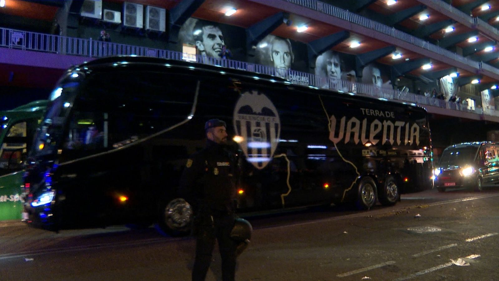 Mestalla comença a mostrar la seua disconformitat