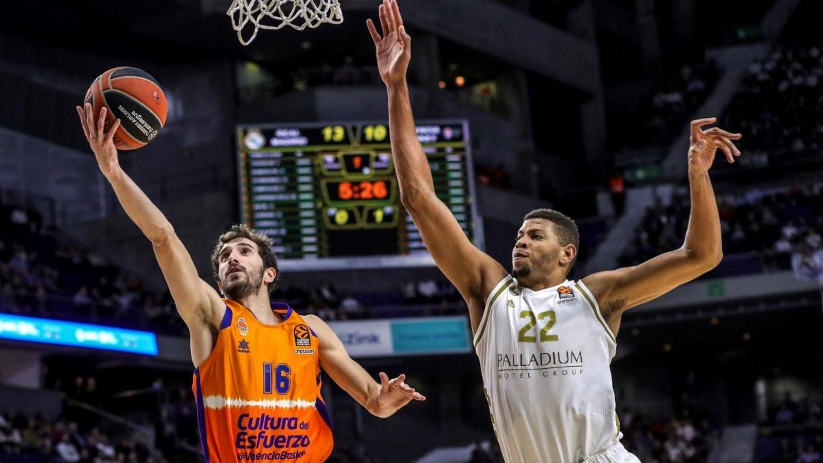 Guillem Vives davant Tavares