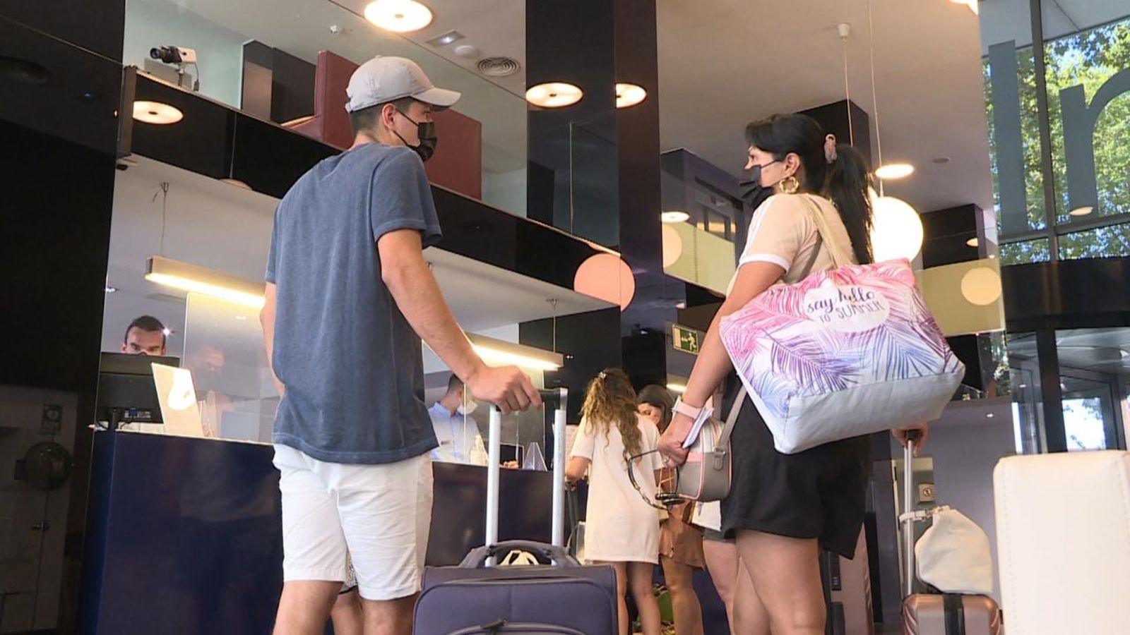 El turisme nacional salva els mobles al sector turístic valencià