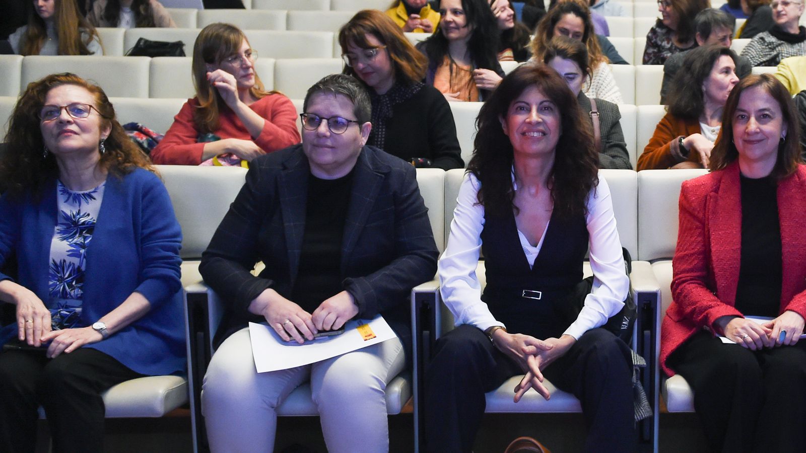 La ministra d'Igualtat, Ana Redondo, i la directora de l'Institut de les Dones, Isabel García, en una imatge d'arxiu