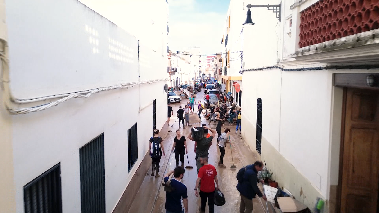 L'anomenada Generació de Vidre, ha sigut rebatejada com a Generació de Ferro arran de la seua actuació en la DANA