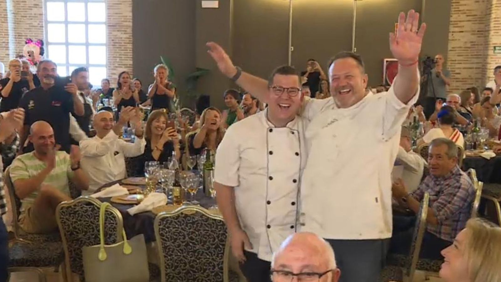 El restaurant Bon Aire del Palmar ha sigut el guanyador del tradicional concurs de paelles El restaurant Bon Aire del Palmar ha sigut el guanyador del tradicional concurs de paelles