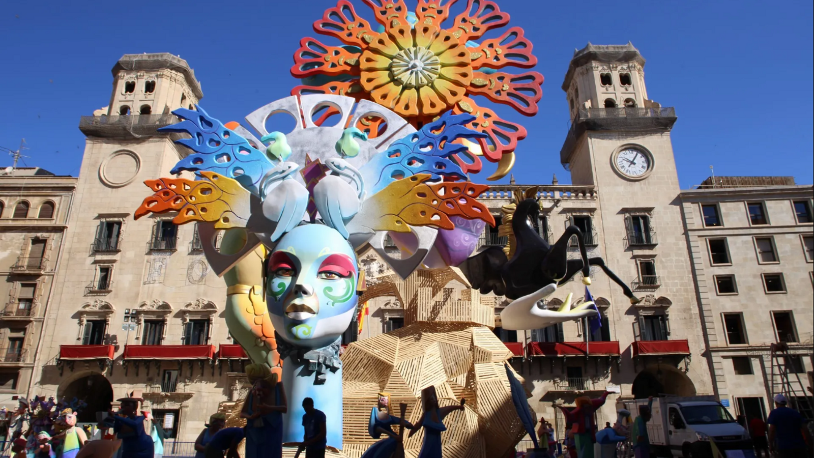 Imatge d'arxiu de les Fogueres de Sant Joan d'Alacant