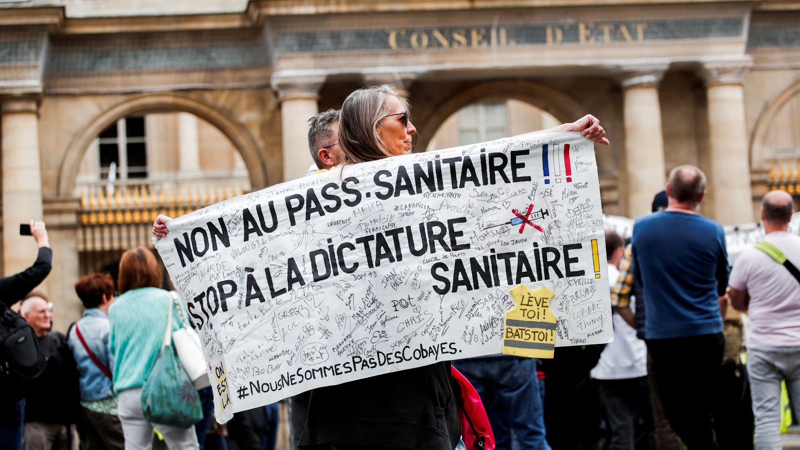 Manifestants contra el certificat Covid a París