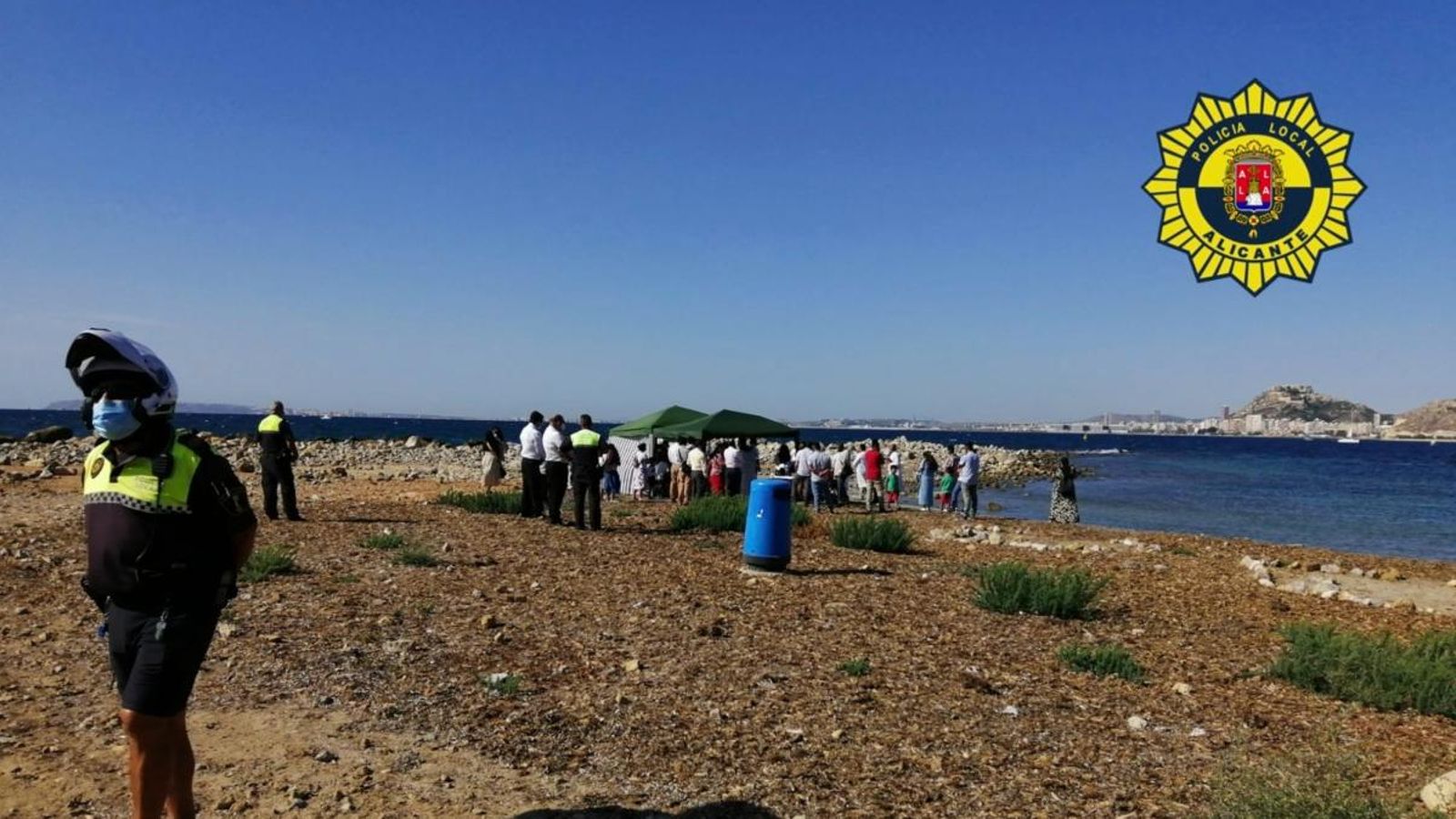 Celebració religiosa en una platja d'Alacant