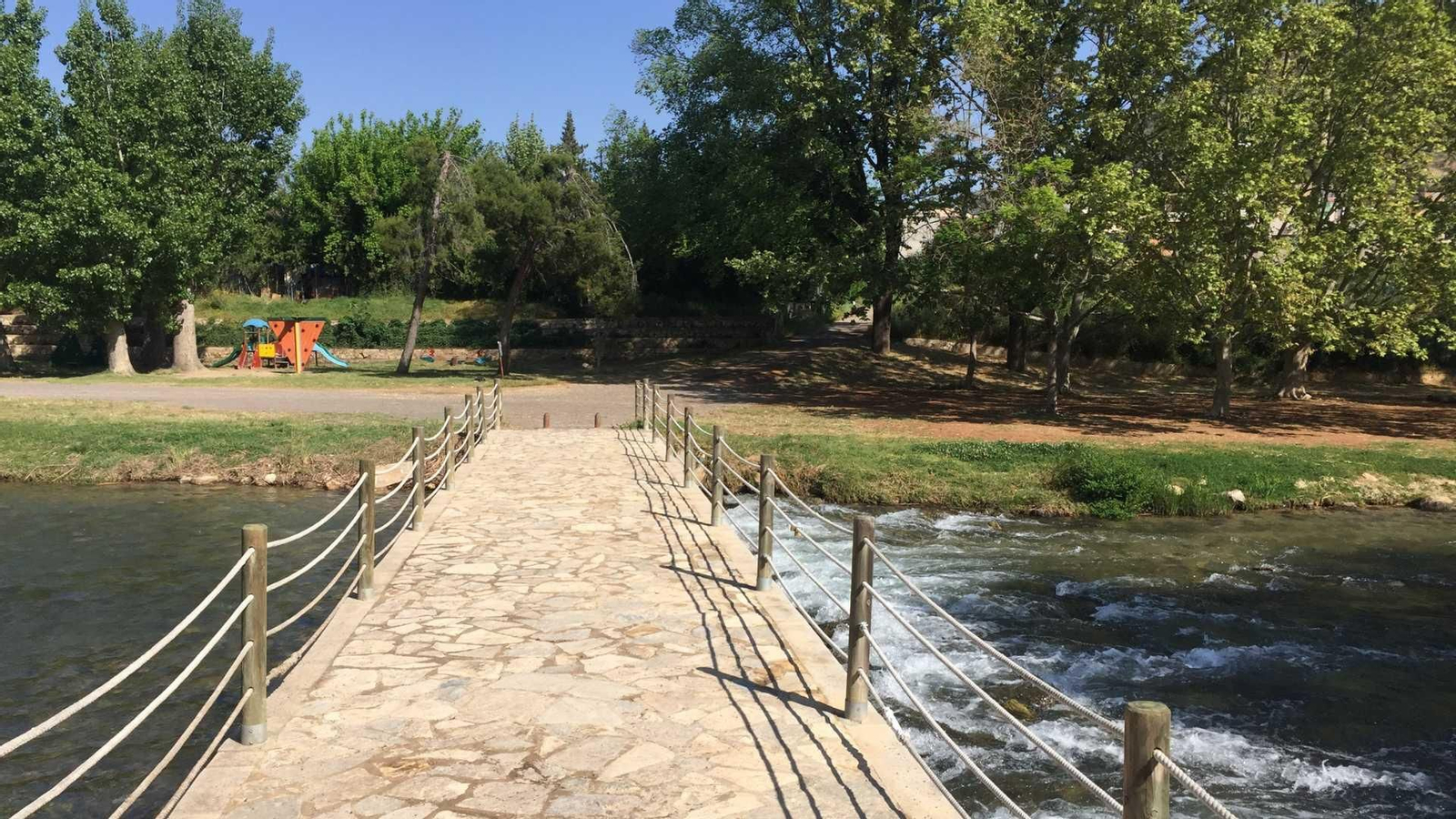 Piscina fluvial del riu Túria, Bugarra (Serrans)