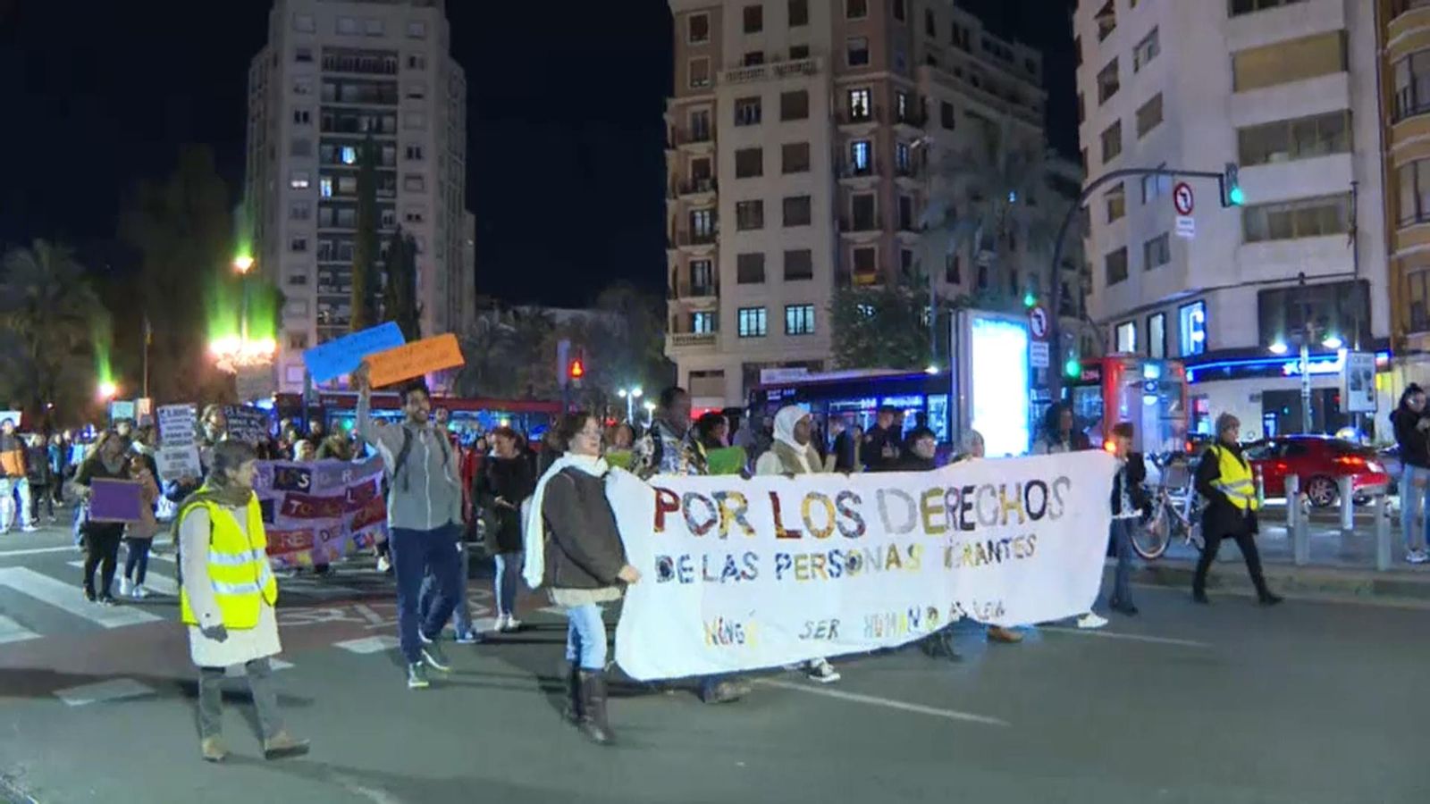 Col·lectius de migrants exigeixen a València la derogació de la llei d’estrangeria