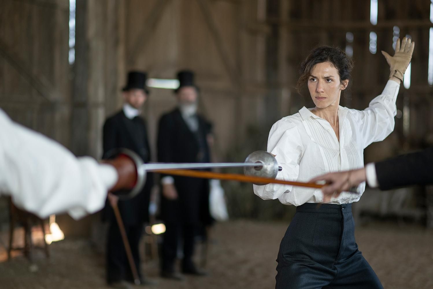 Un asunto de honor (2023) s'emet en dual divendres a les 22.45 hores. Un asunto de honor (2023) s'emet en dual divendres a les 22.45 hores.