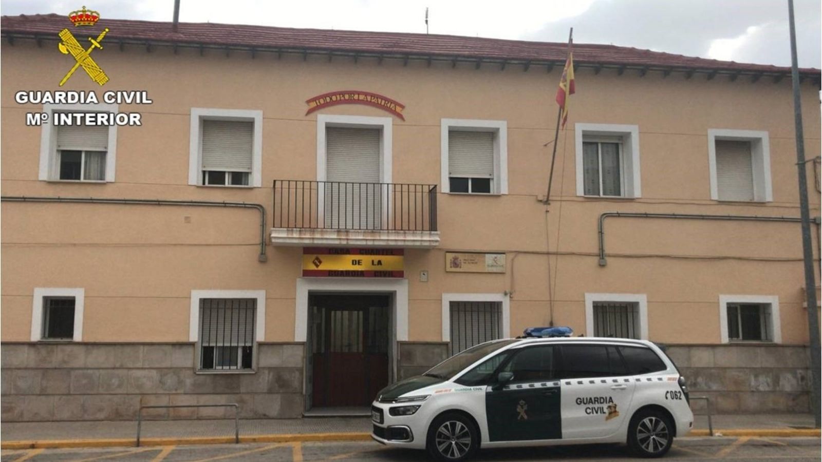 Imatge exterior de la caserna de la Guàrdia Civil de Dolores, al Baix Segura