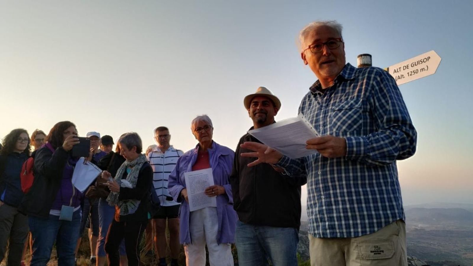 Castalla i Petrer recorden Enric Valor en els 108 anys del naixement