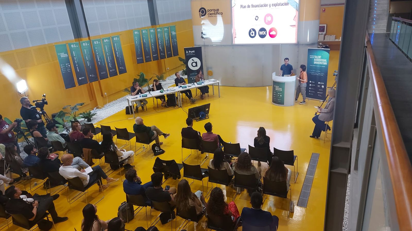 Un moment de la presentació de projectes en la passada edició del Talent Audiovisual Universitari, Pitching Universitats Valencianes-Sector Audiovisual