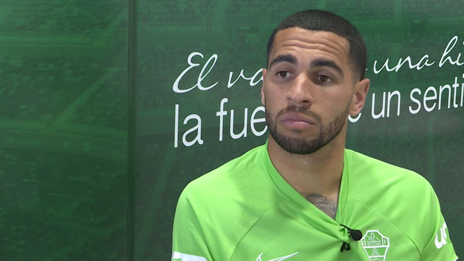 El migcampista de l'Elx, Omar Mascarell