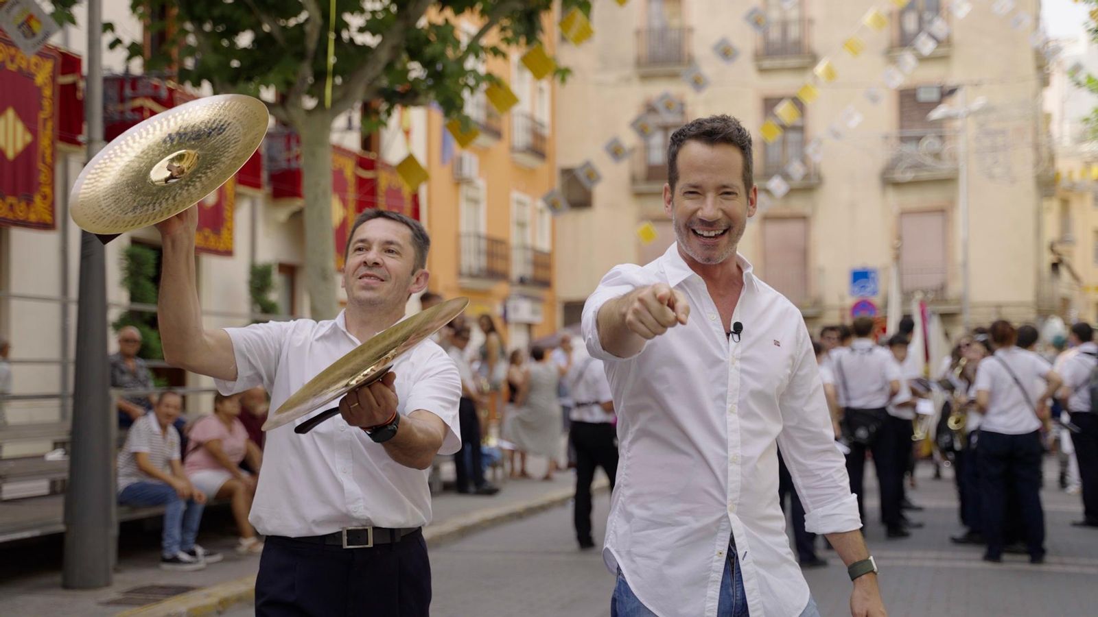 Este divendres 12 de setembre, a les 22:45 hores, Ferran Cano i el seu equip de reporters en 'Terra de festes' es trasllada a Barx, la Vall d’Alba i Xixona
