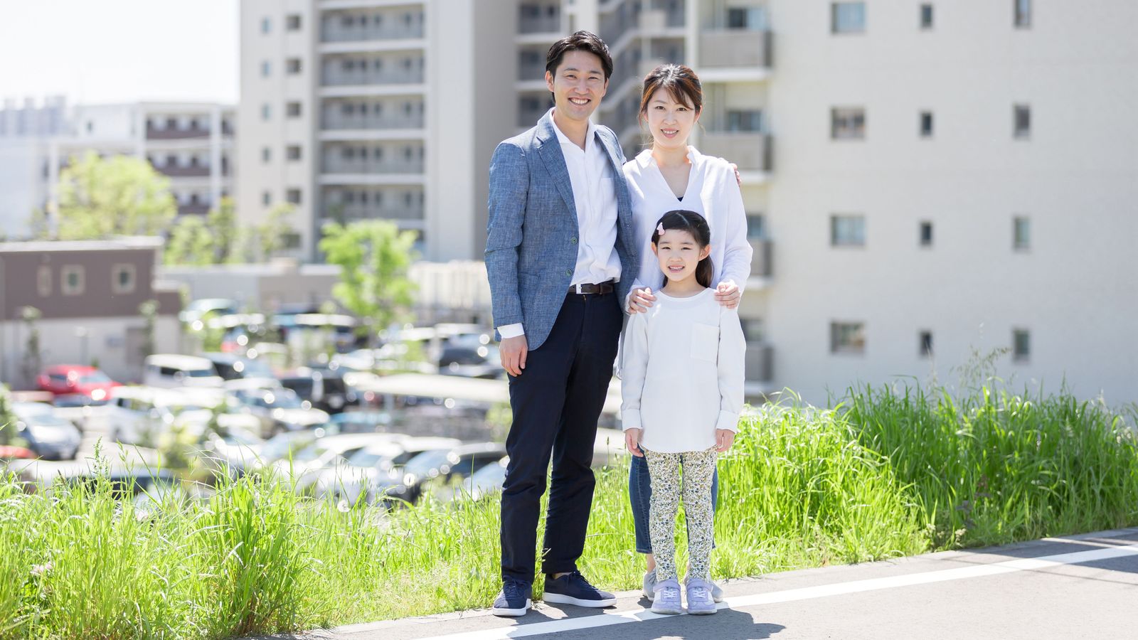 Una parella japonesa amb la seua filla en una imatge d'arxiu