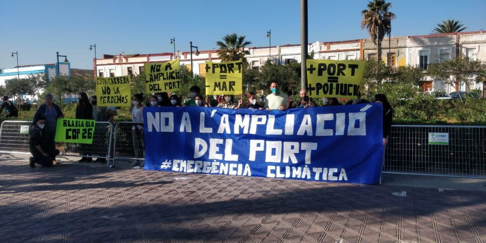 Protesta de Greenpeace a la meta de la 15k de València