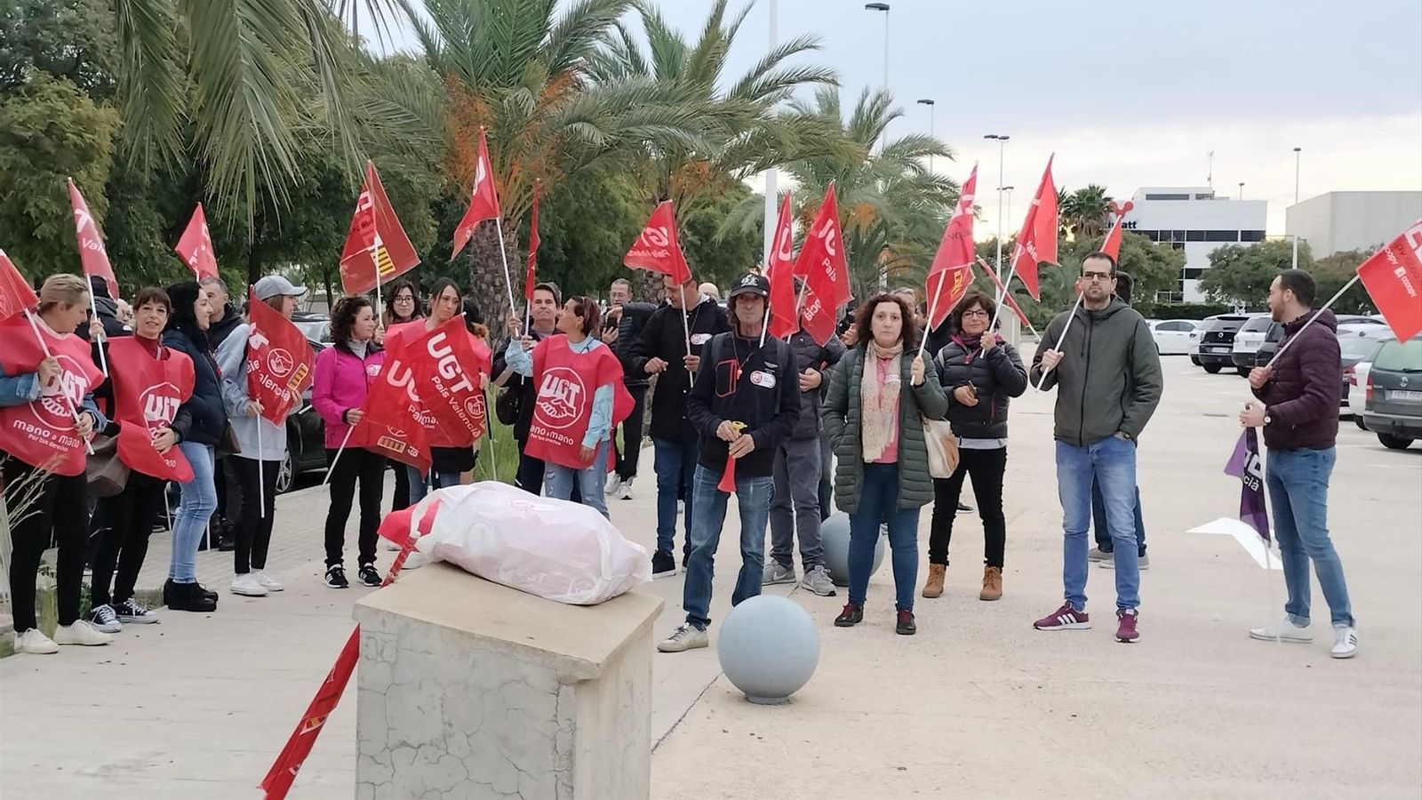 Imatge dels treballadors del calcer a Alacant
