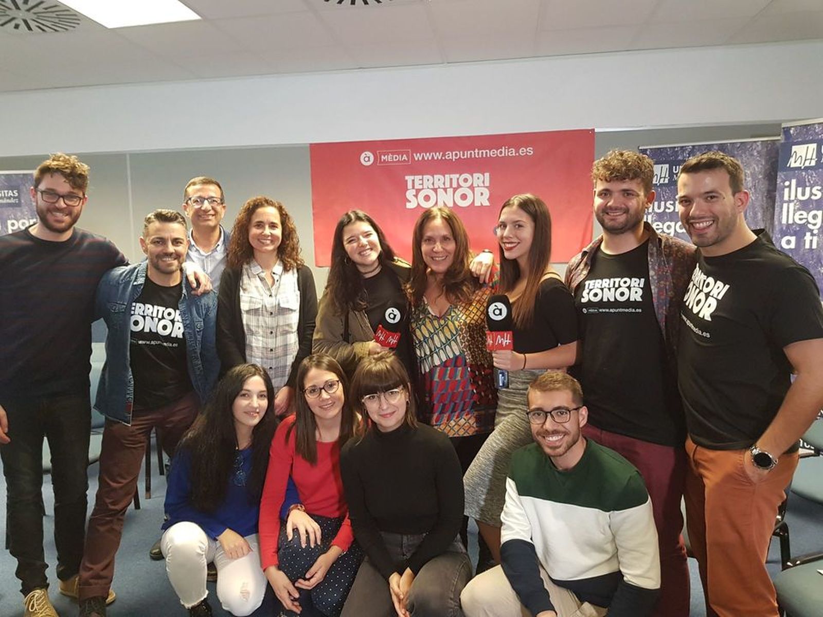 12.12.2018 | Continuem celebrant el nostre primer aniversari des de la ràdio de la Universitat Miguel Hernández d\'Elx
