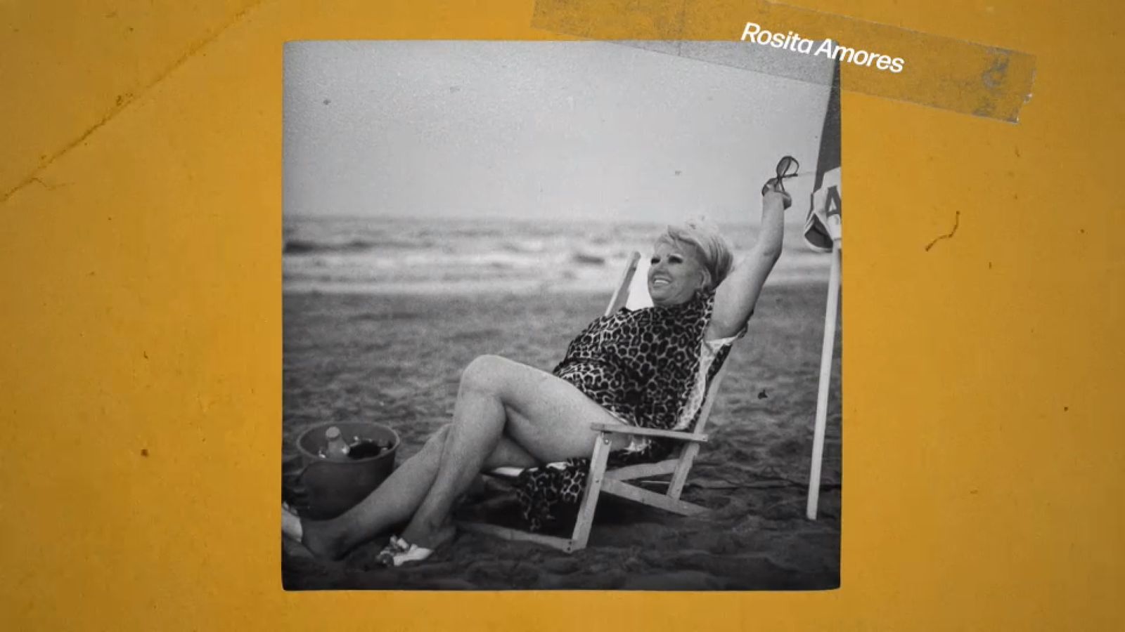 Imatge de Rosita Amores en la platja