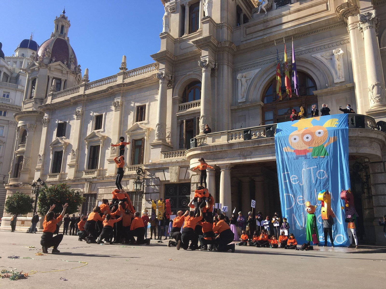 Muixerangues a la plaça de l'Ajuntament de València
