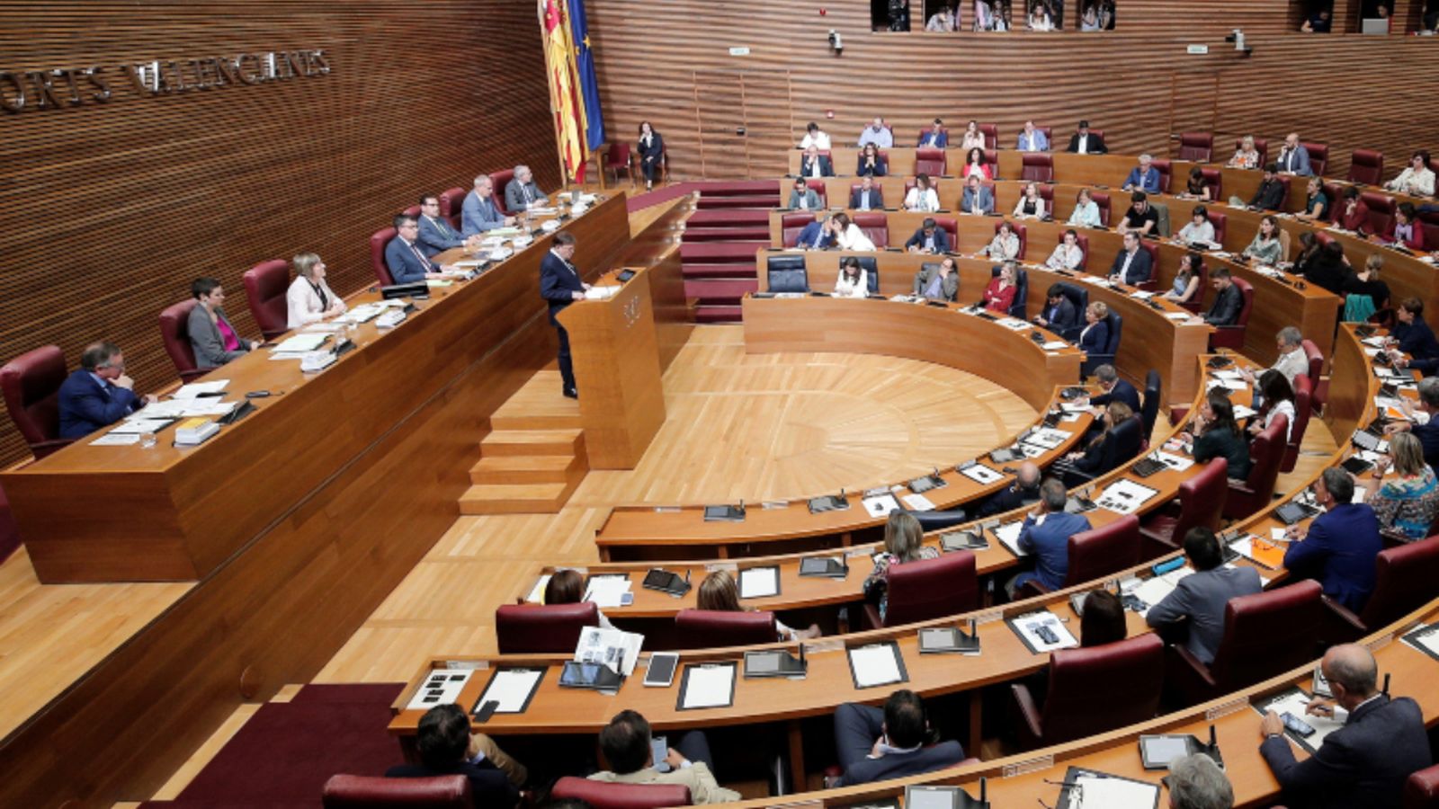 Segona sessió del debat d\'investidura després de l\'acord per a un nou Botànic