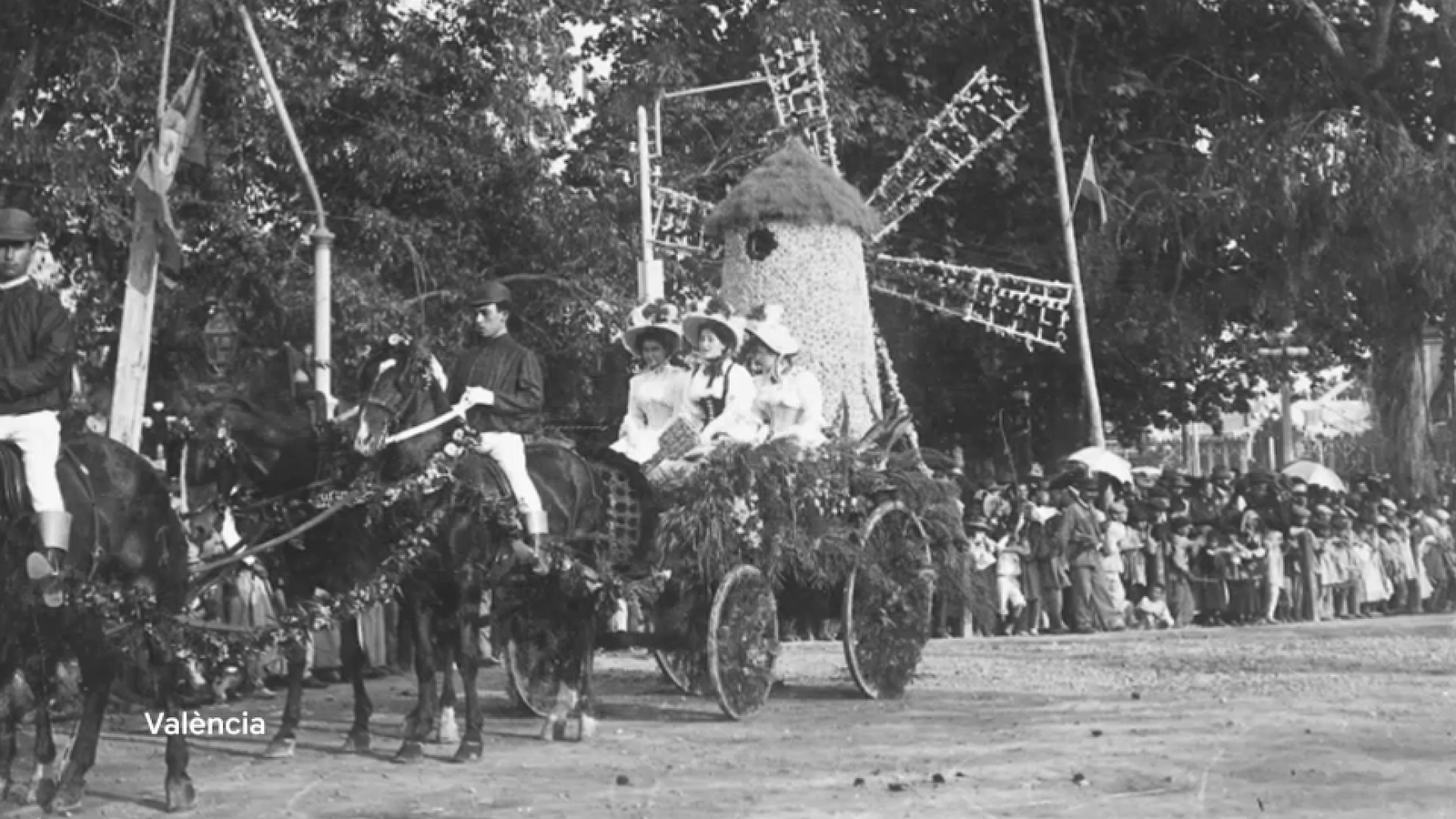 Les carroses de la batalla de flors mostraven la riquesa de la burgesia