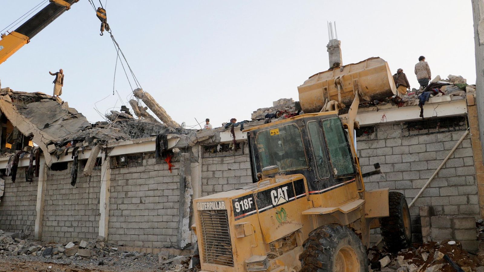 Edifici atacat per la coalició militar liderada per l'Aràbia Saudita
