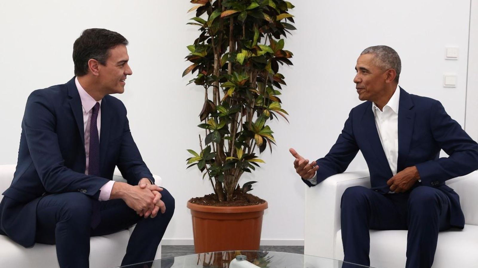 Obama ha mantingut una trobada breu amb el president del govern espanyol, Pedro Sánchez Obama ha mantingut una trobada breu amb el president del govern espanyol, Pedro Sánchez