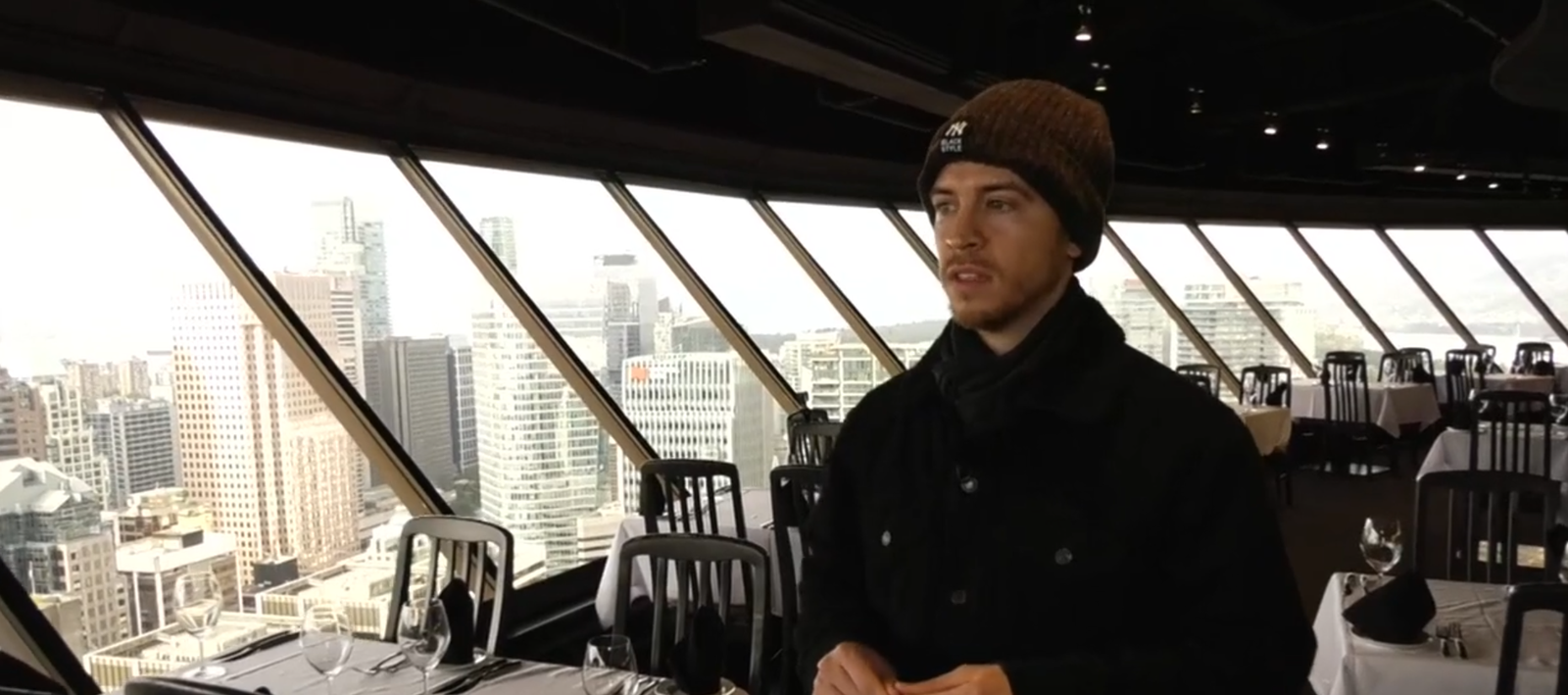 Amb Fran Guirao, de Redovà, anem al famós restaurant giratori, amb vistes espectaculars de la ciutat