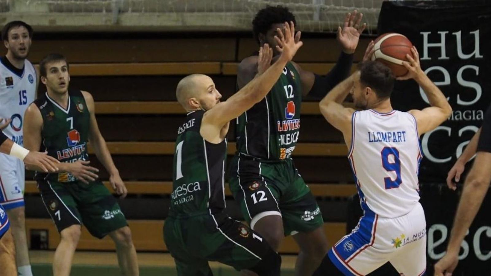 Pedro Llompart, en una acció del partit