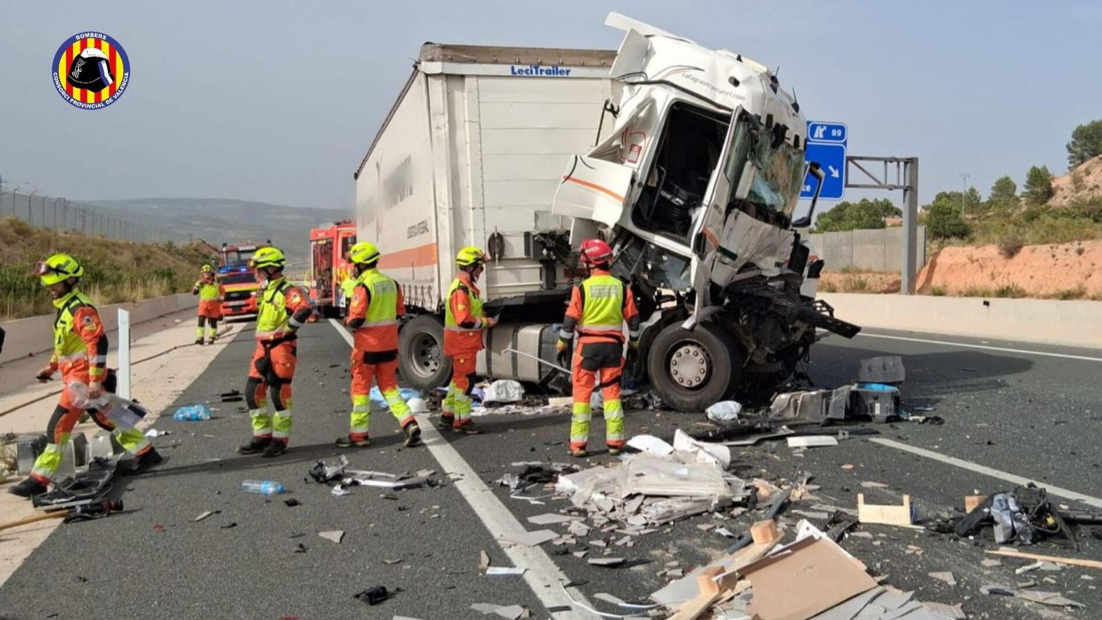 Estat en què ha quedat un dels camions sinistrats, este dijous