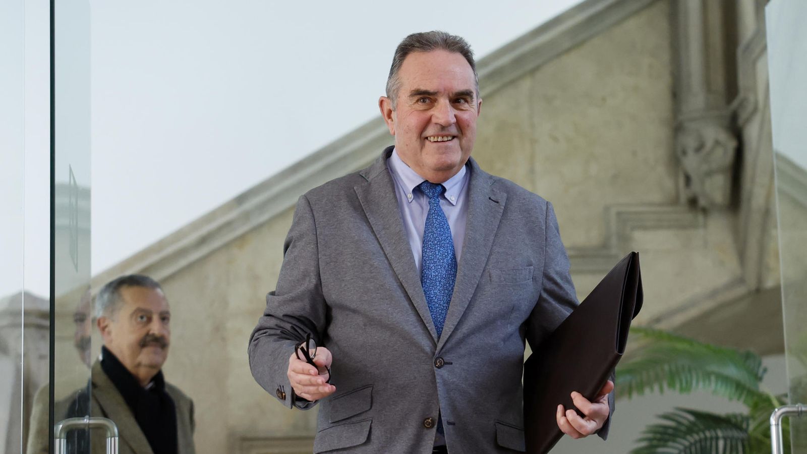 El vicepresident Gan Pampols després de la primera reunió del comité d'experts per a la reconstrucció el 3 de febrer